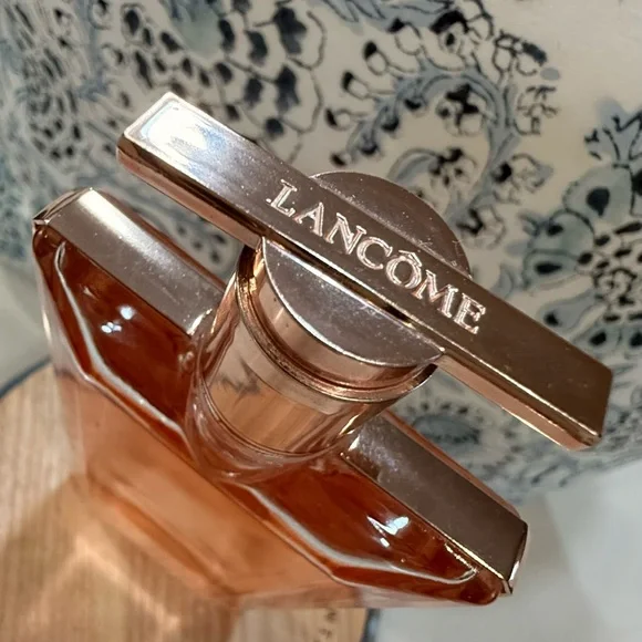 Lancôme Idole Parfum Spray - (2.5 oz/ 75 mL) - Picture 3 of 3